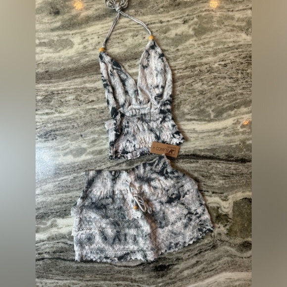 Blanco Tops - NWT Blanco 2 Piece Matching Set Size Medium